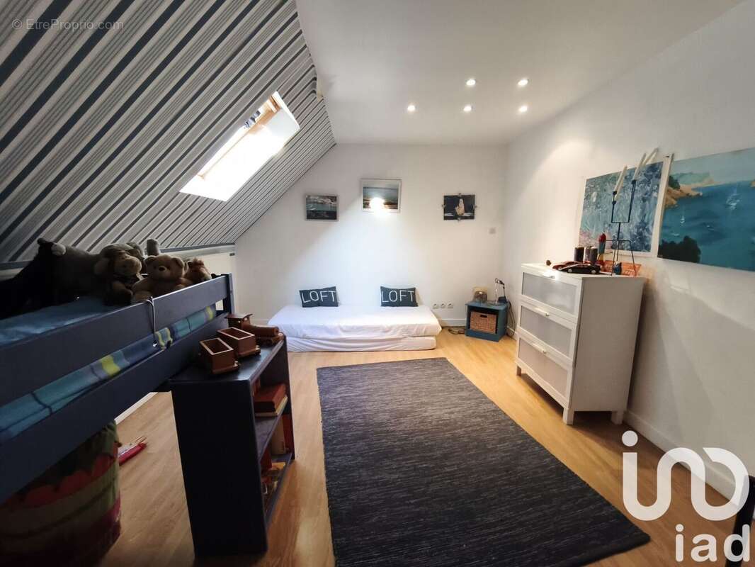 Maison 229 m² à Asquins  - photo 9