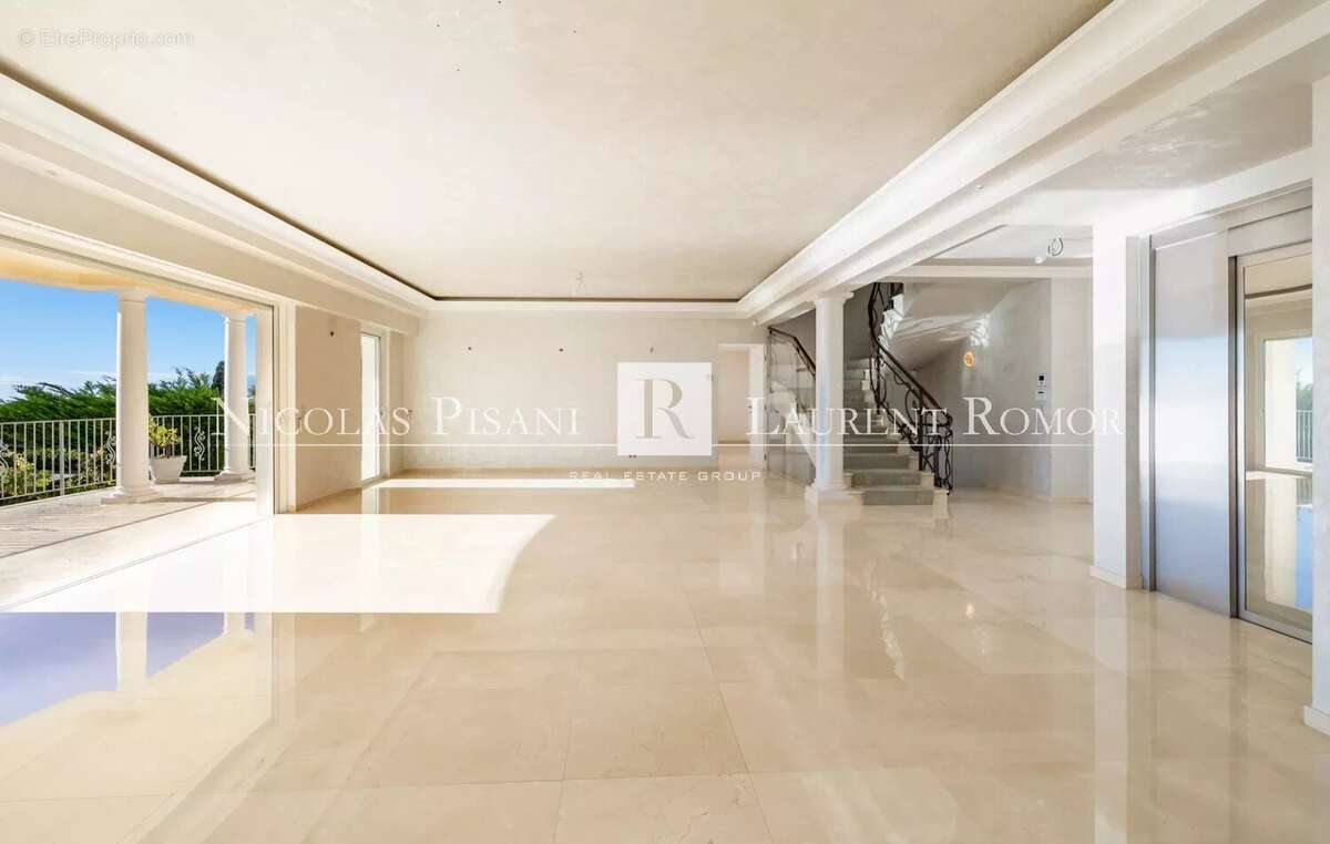 Maison à ROQUEBRUNE-CAP-MARTIN