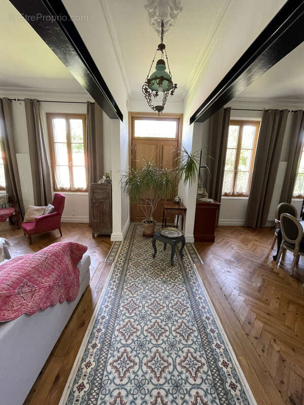 Maison à BELIN-BELIET