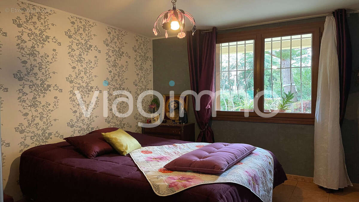 Appartement à MARSEILLE-12E