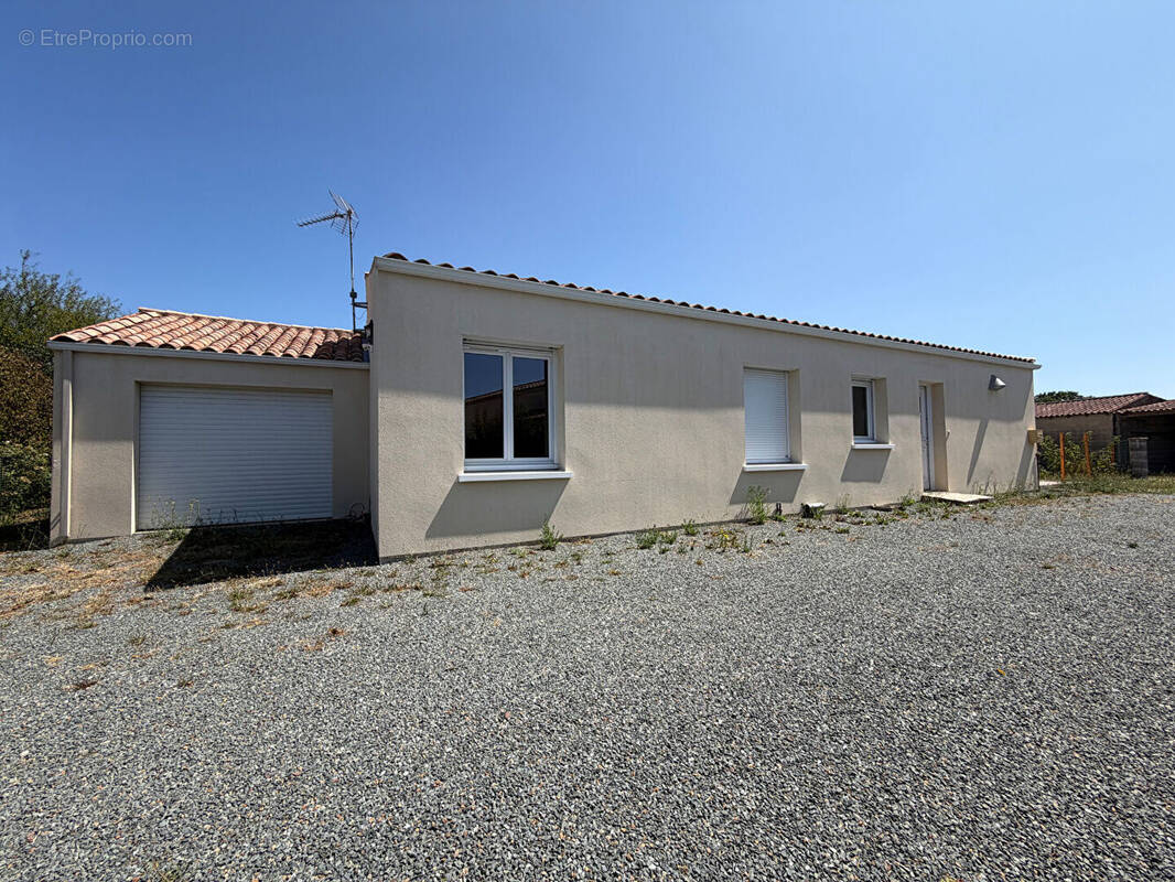Maison à BREUIL-MAGNE