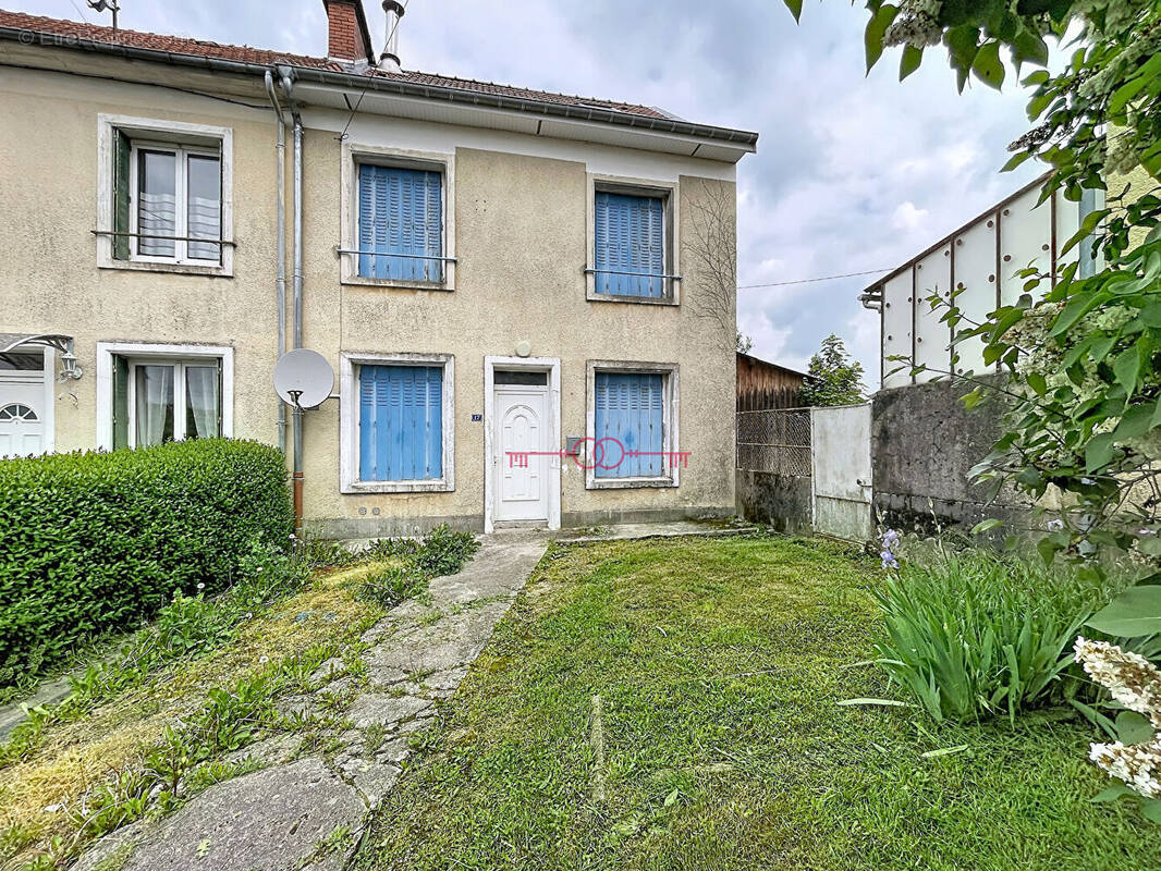 Maison à LES ISLETTES
