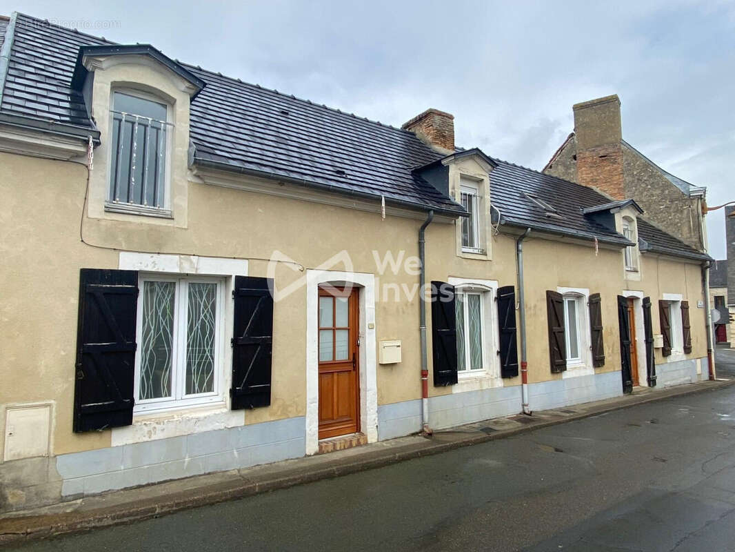 Maison à CERANS-FOULLETOURTE