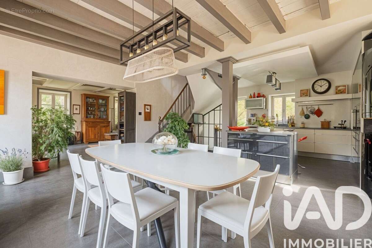 Photo 3 - Maison à SAINT-MARTIN-D'URIAGE