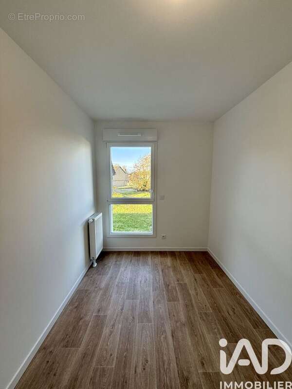 Photo 9 - Appartement à CORMELLES-LE-ROYAL