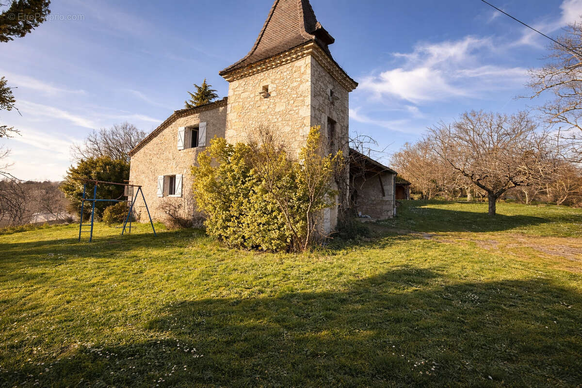 Maison à CAUZAC