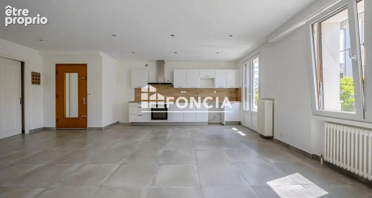 Annecy Appartement 4 pièces quartier des Romains au calme avec GARAGE - photo 2