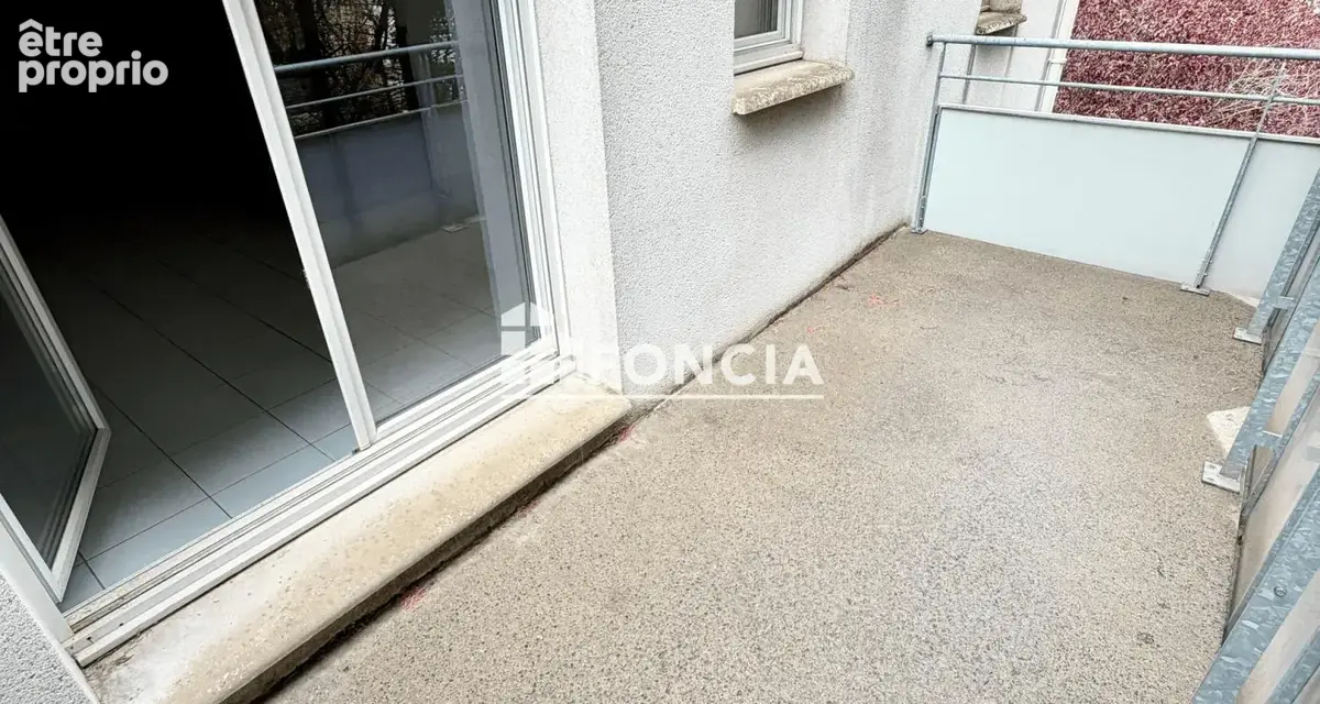 T3 avec balcon et parking en sous sol vendu libre d'occupation - photo 8