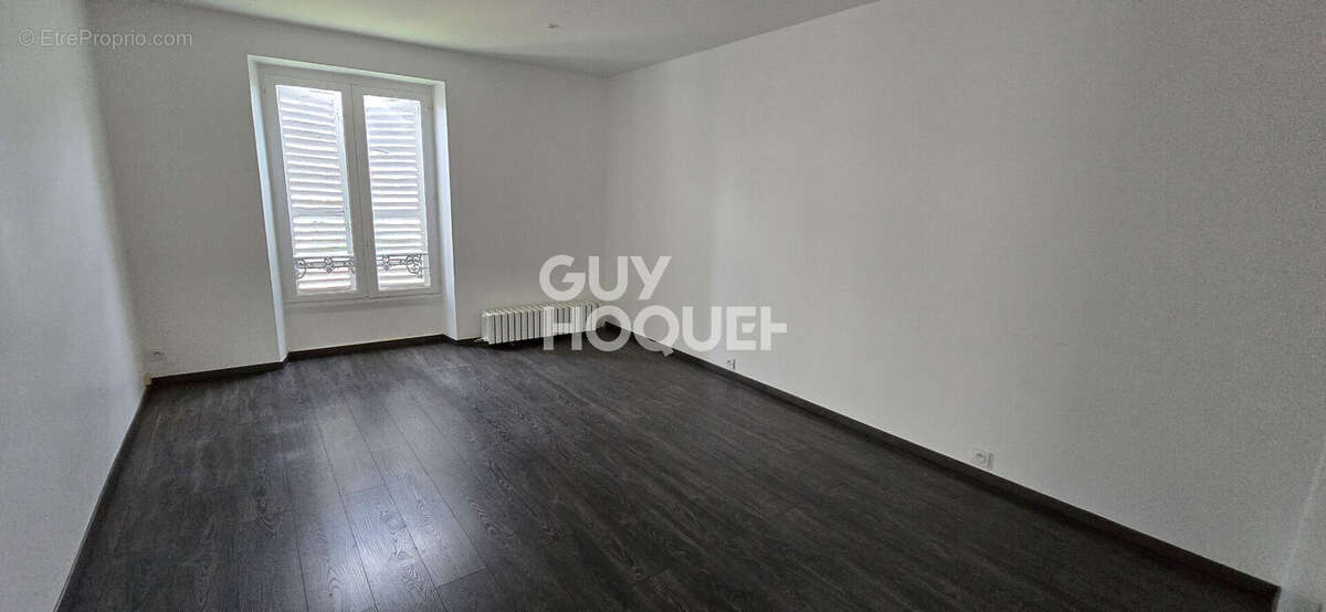 Local commercial Malesherbes 204  m2 - photo 11
