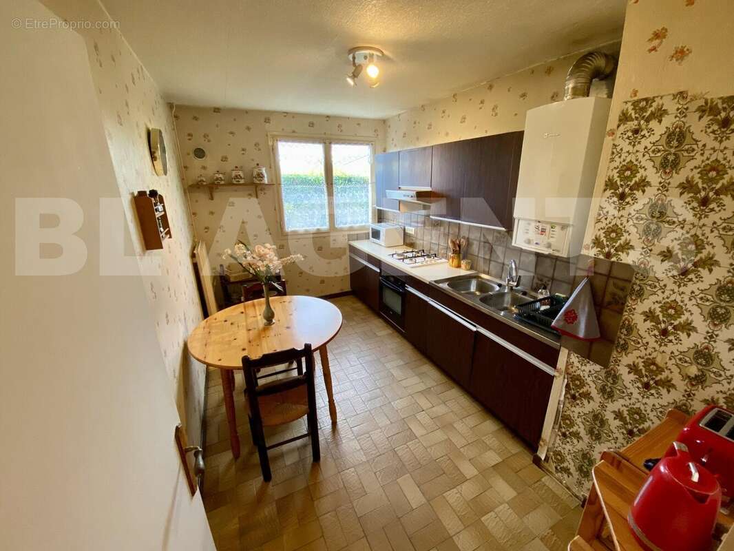 cuisine - Maison à OTHIS