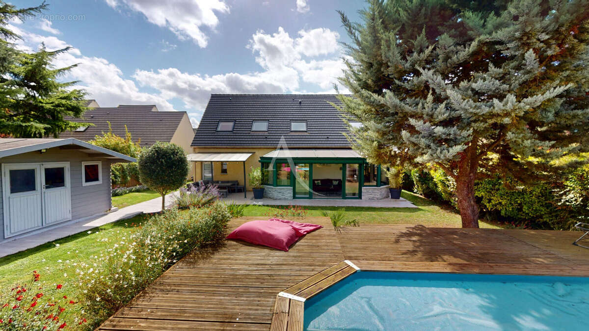 Maison à MAREUIL-LES-MEAUX