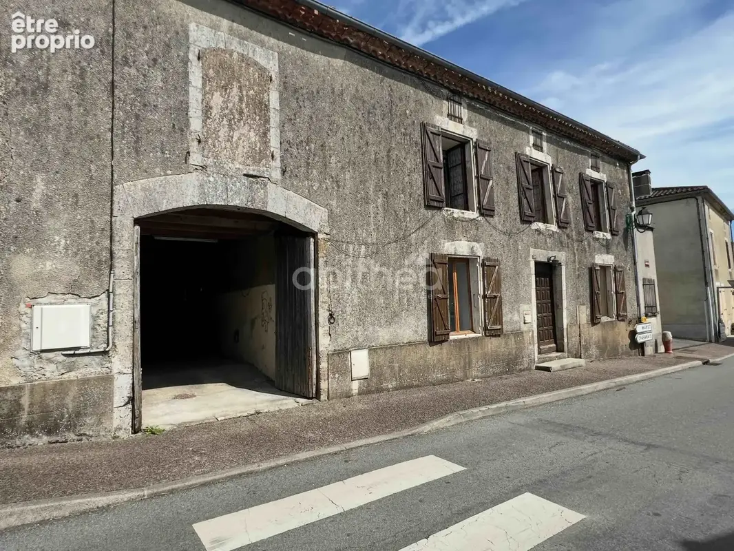 Maison à MAZIERES