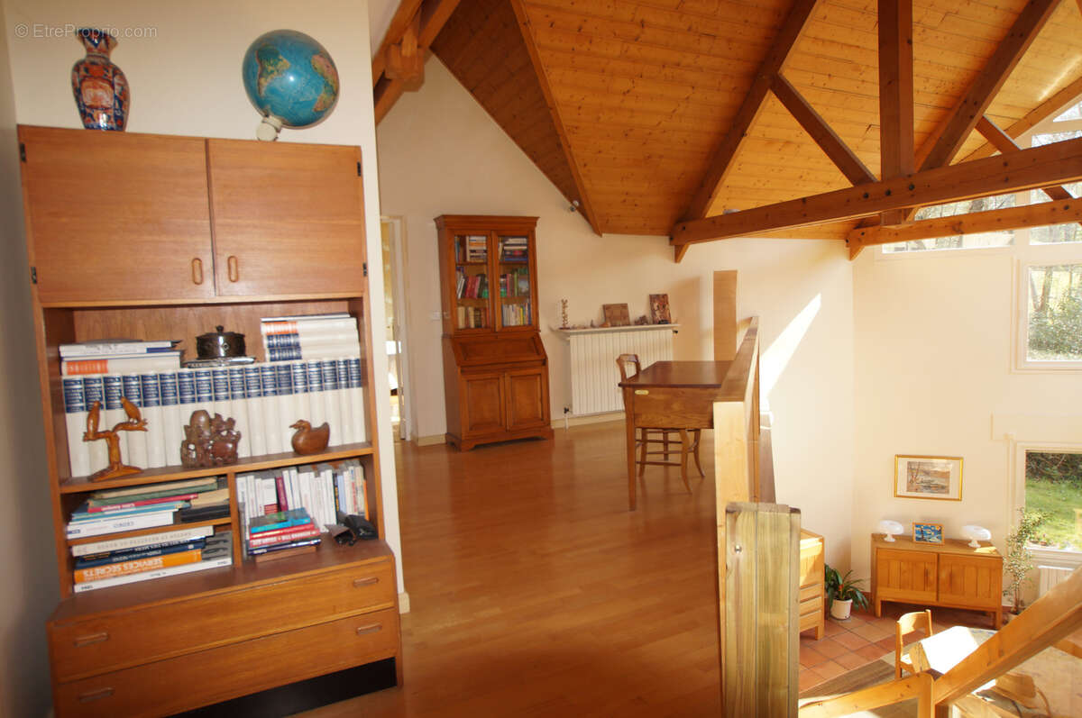 Maison à BURES-SUR-YVETTE