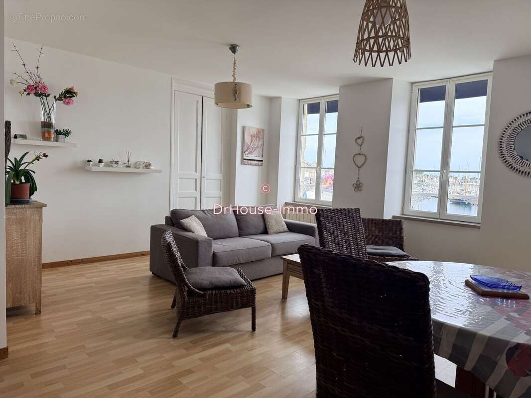 Appartement 66 m² à Saint-Vaast-La-Hougue  - photo 11