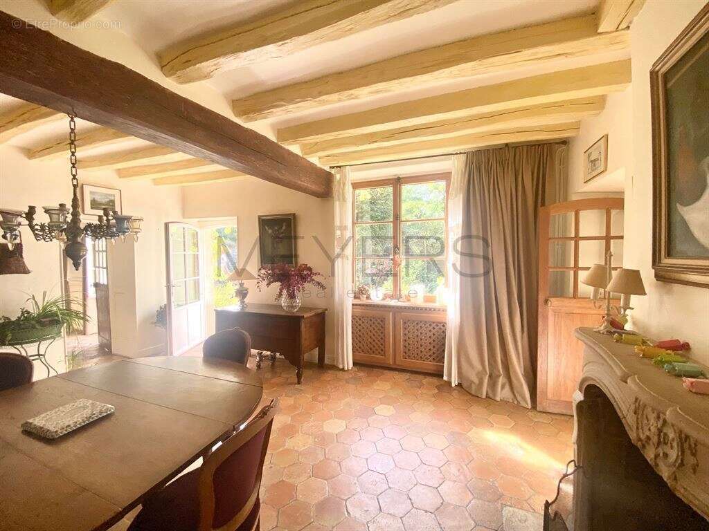 Maison à MONTFORT-L'AMAURY