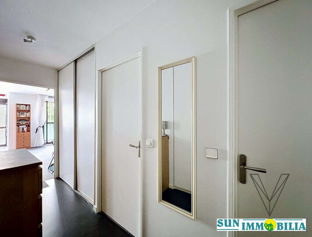 Appartement à PARIS-20E
