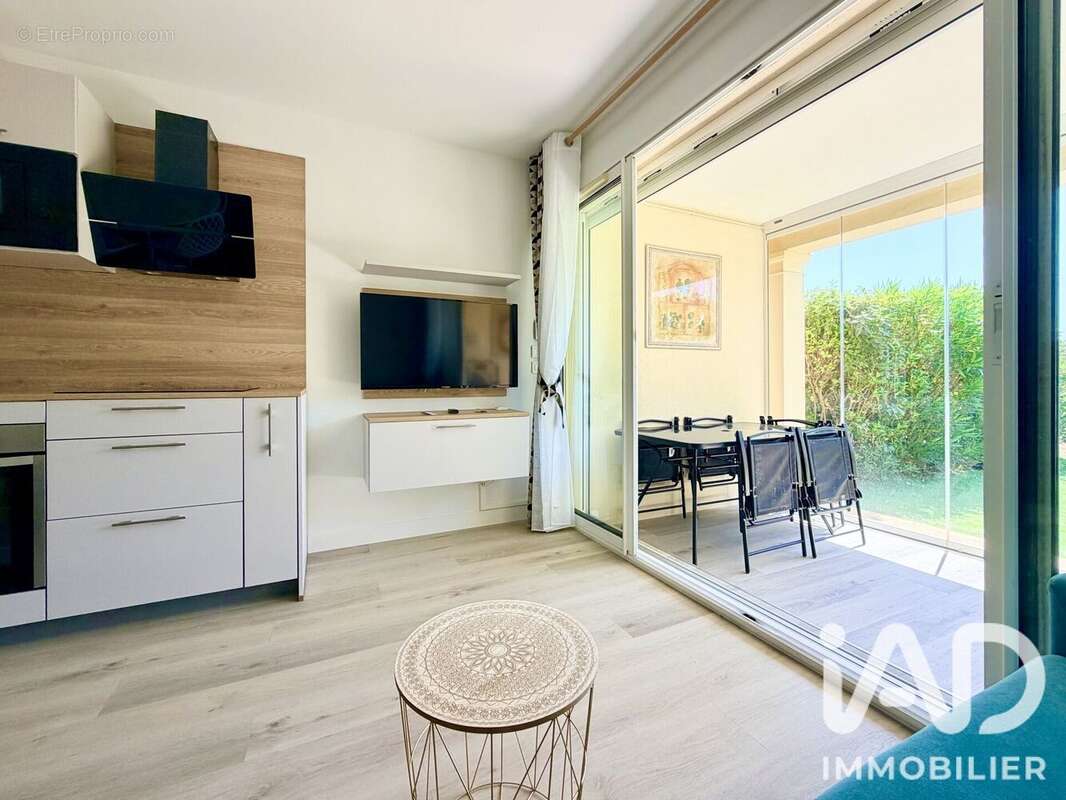 Photo 6 - Appartement à ROQUEBRUNE-SUR-ARGENS