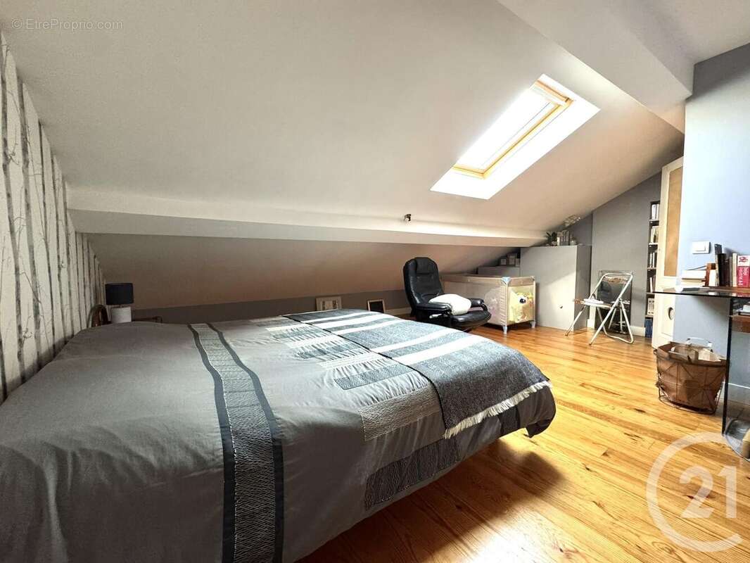 Maison à VILLEURBANNE