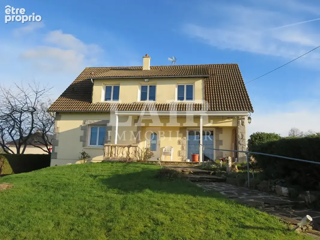 Maison à PRE-EN-PAIL
