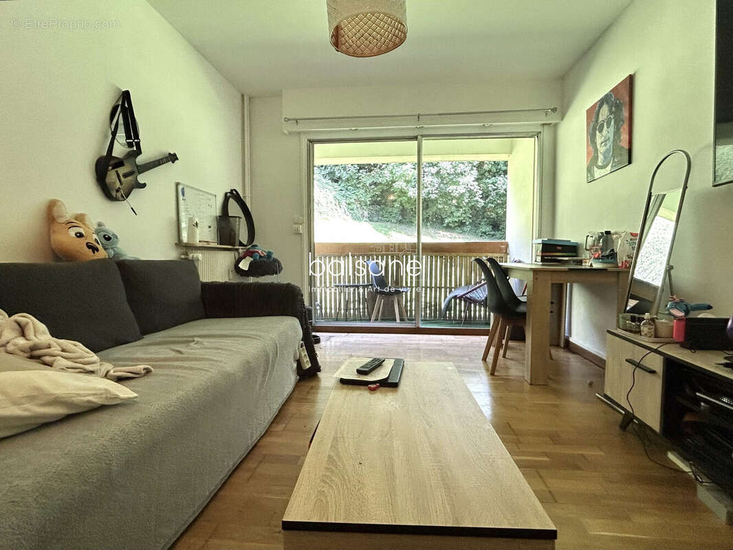 Appartement à DEVILLE-LES-ROUEN