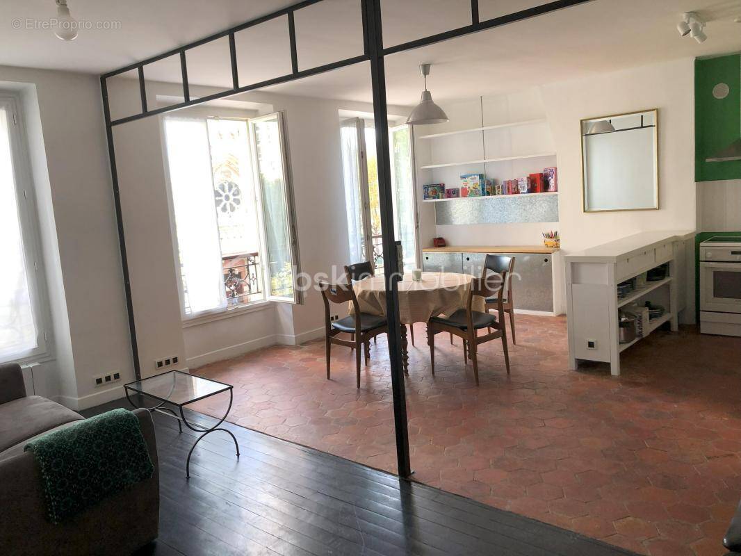 Appartement à AUBERVILLIERS