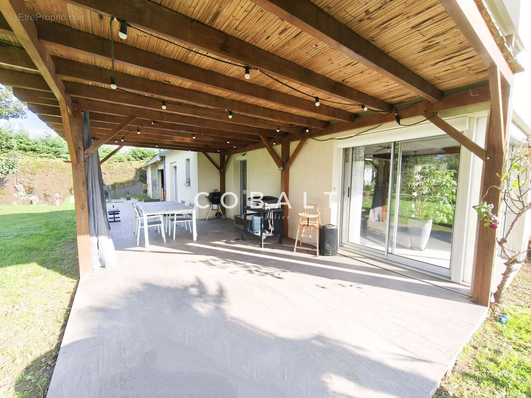 Maison à DERVAL