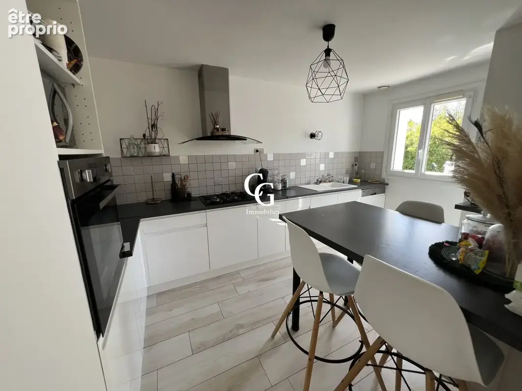 Maison 5 pièces 99 m² à vendre à La Planche (44140) - photo 6