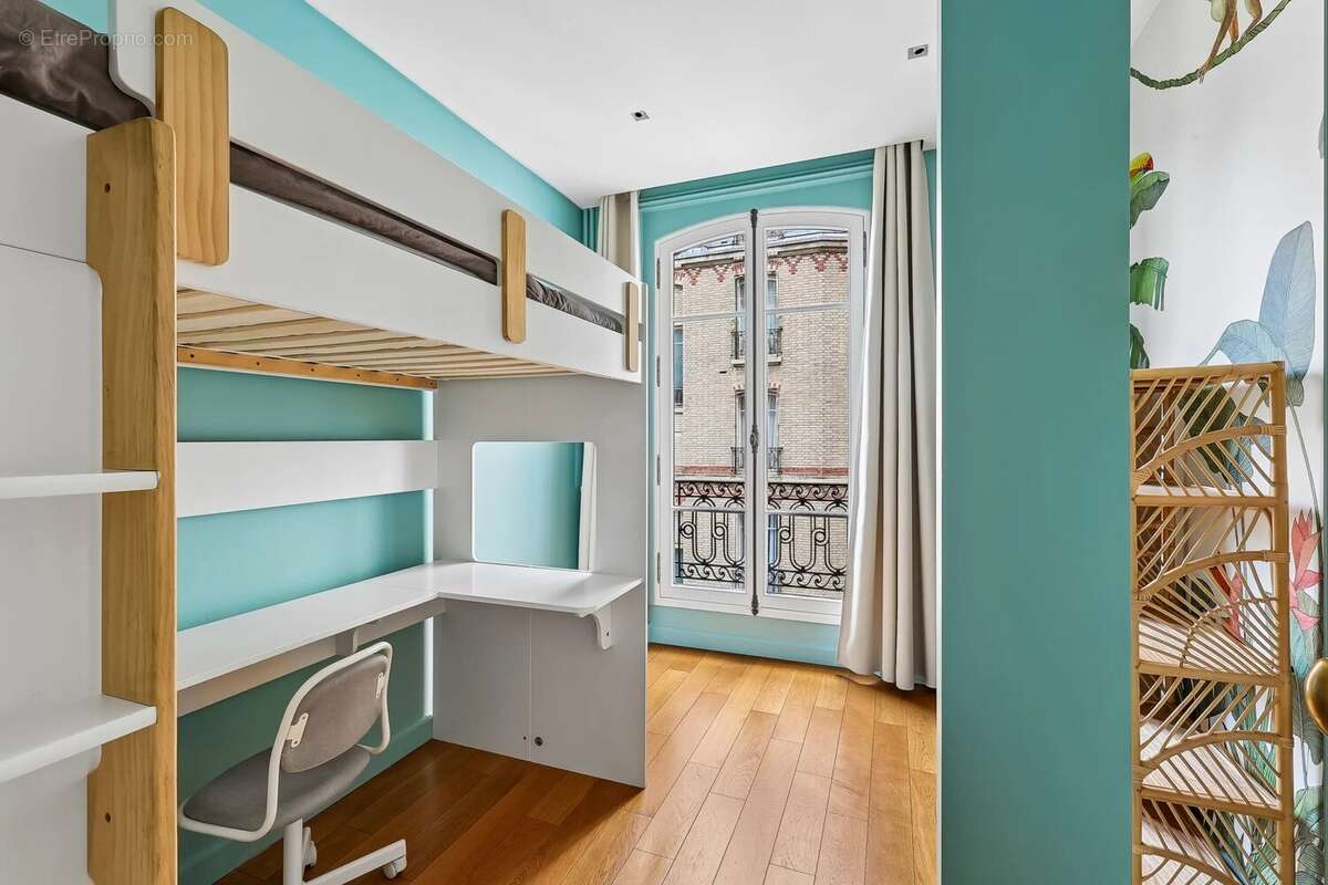 Appartement à PARIS-6E