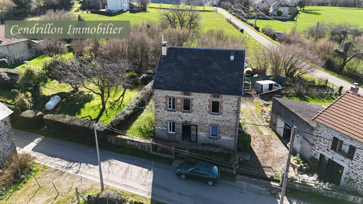 Maison à SAINT-DIZIER-LEYRENNE