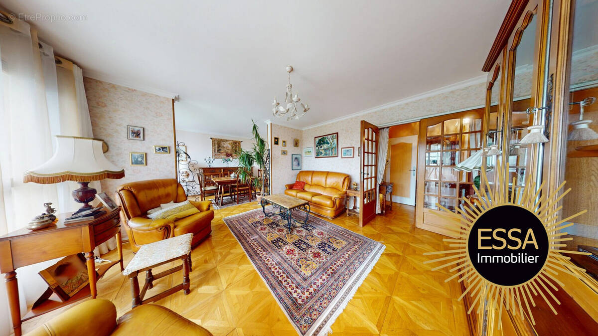 Appartement à VELIZY-VILLACOUBLAY
