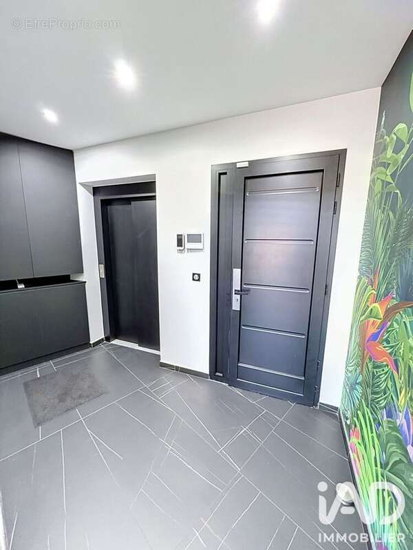 Commerce 151 m² à Lancrans  - photo 4