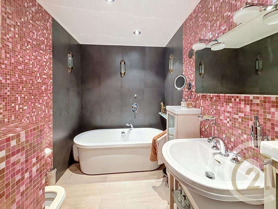 Appartement à CHOISY-LE-ROI