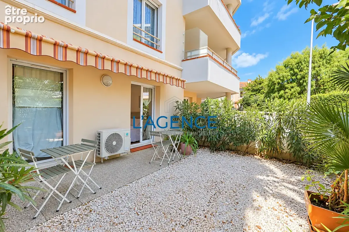 Appartement à HYERES