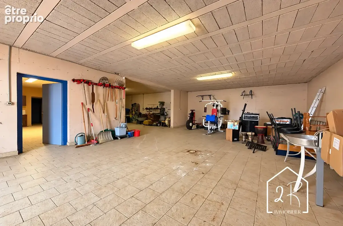 Propriété 330 m2  habitables - sous-sol complet - 12650 m2  de terrain - photo 19