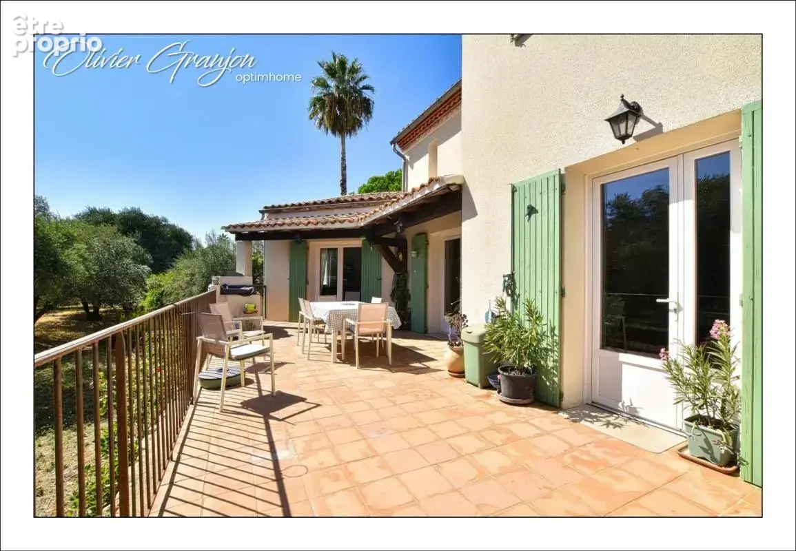 Maison à SAINT-FELIX-DE-LODEZ
