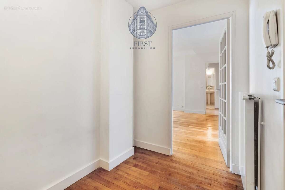 Exclusivité – paris 16e – place mexico – appartement familial traversant avec balcon - photo 15
