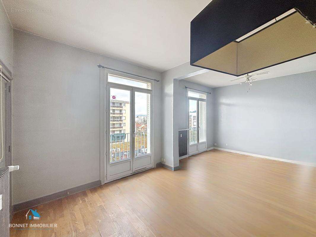 Appartement à COURNON-D'AUVERGNE