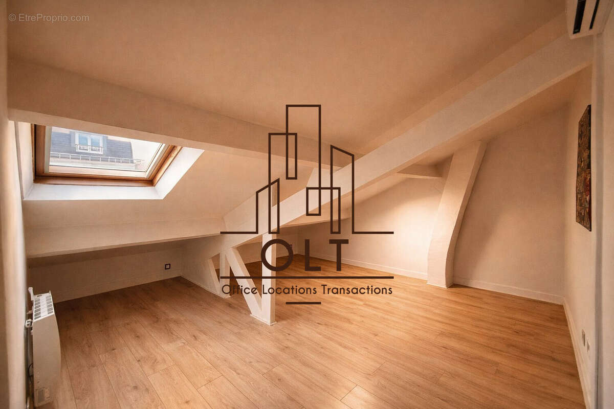 Appartement à SURESNES