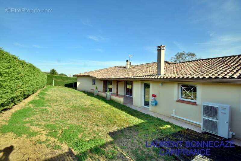 Maison à BEAUMONT-DE-LOMAGNE