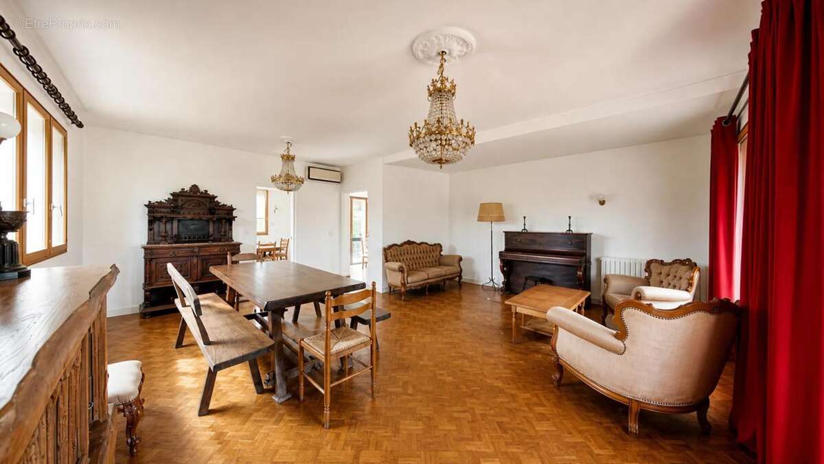 COURGENT : Maison - 203m²  sur 1380m2 de jardin - 5 à 6 chambres - photo 7