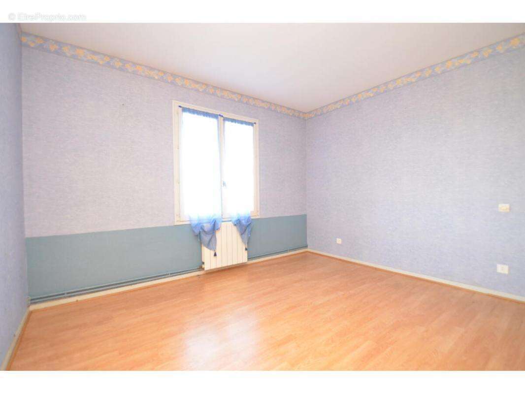 Maison à MONTPON-MENESTEROL