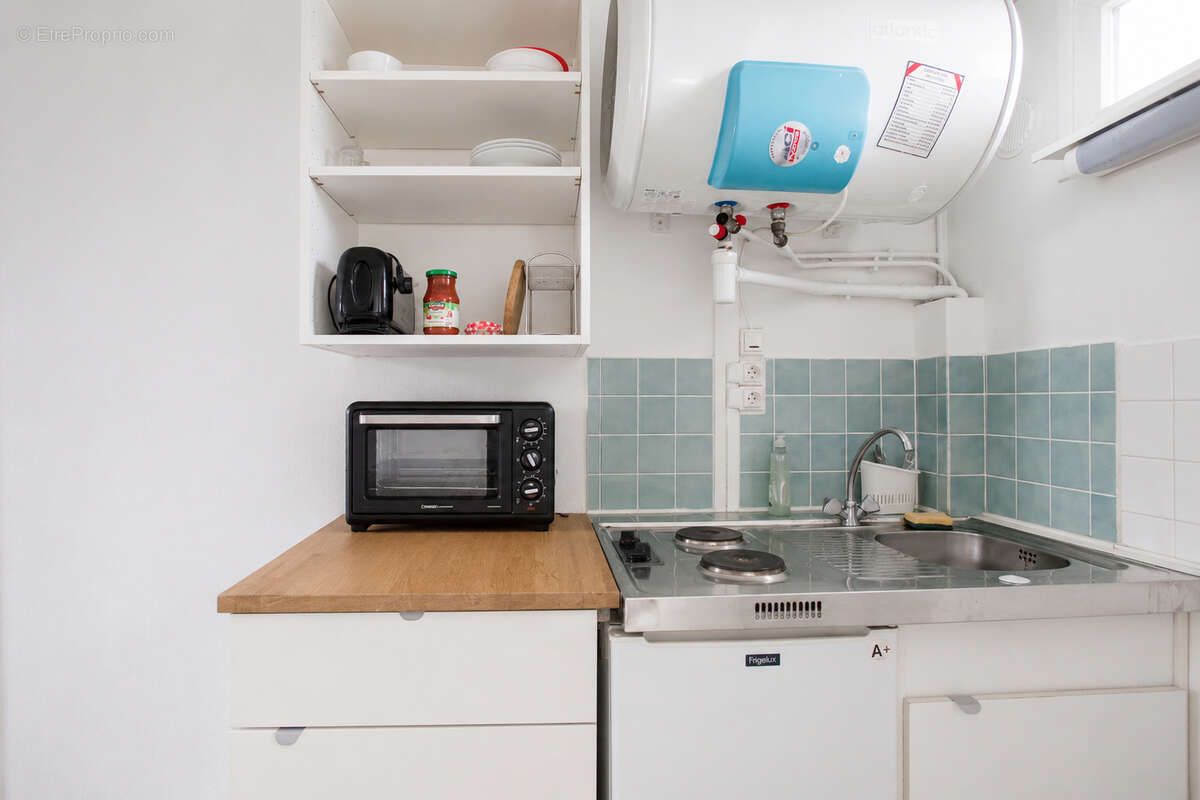 Appartement Paris 1 pièce(s) 16 m2 - photo 2