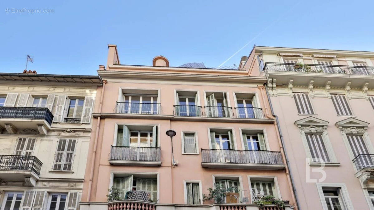 Appartement à NICE