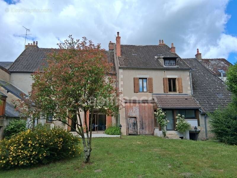 Maison à vendre 12 pièces SAINT SAULGE (58) - photo 2
