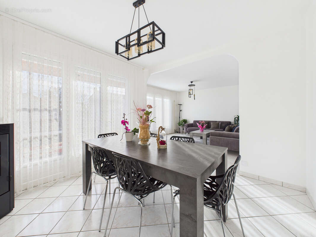 Maison à SAINTE-SIGOLENE