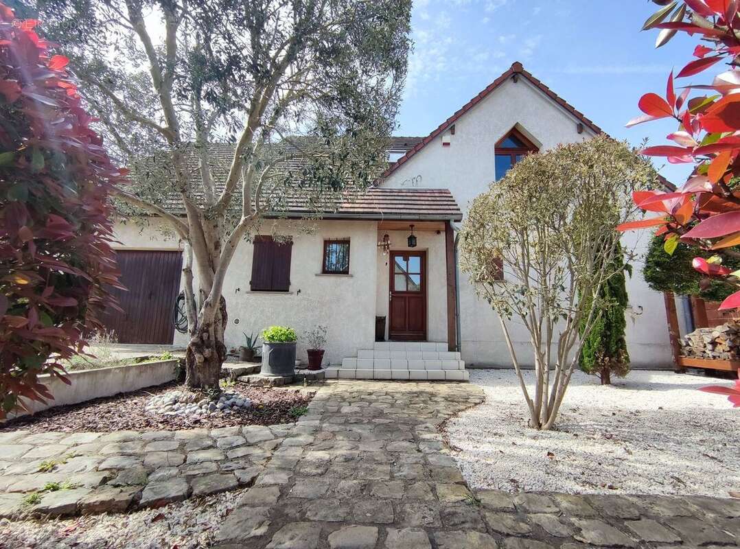 Maison à SAINT-BRICE-SOUS-FORET