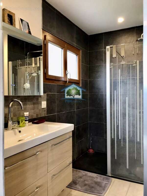 Appartement à TERNAY