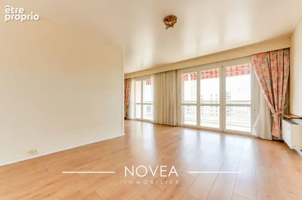 Appartement 6 pièces 139 m² à vendre à Villeurbanne (69100) - photo 3