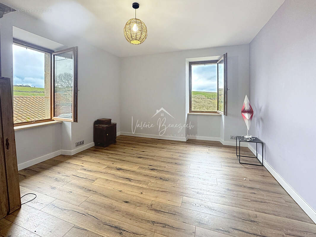 Maison à SAINT-AFFRIQUE