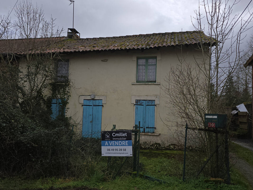 Maison à MAZIERES